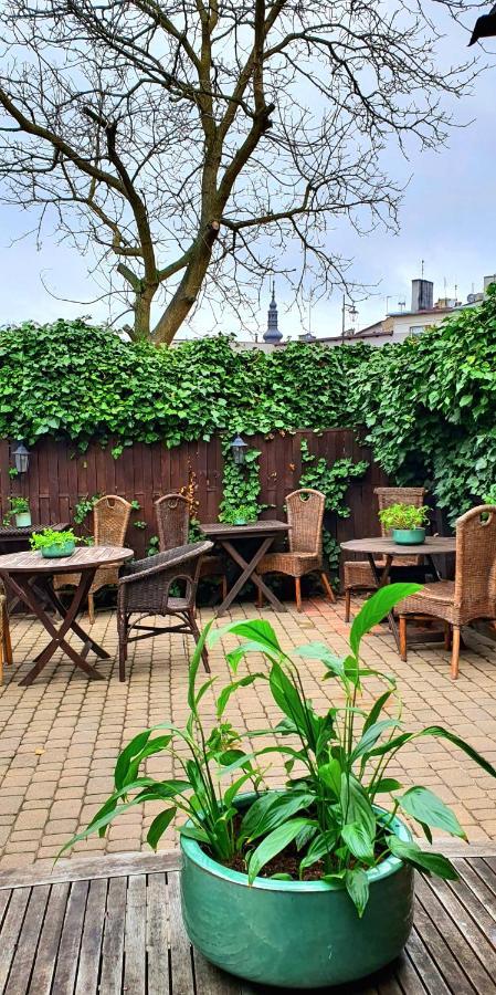 Babie Lato B&B Uniejów Exterior foto