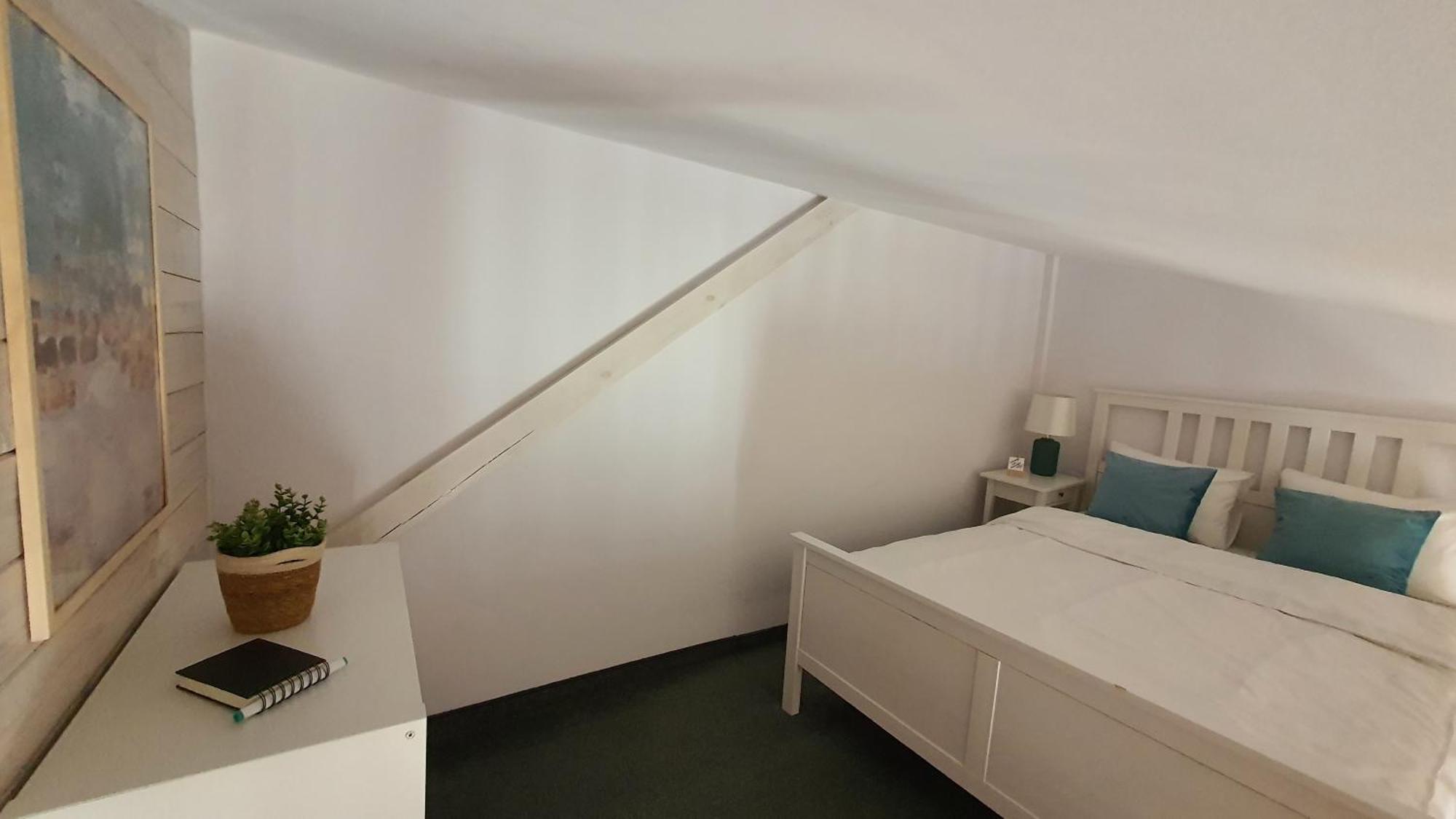 Babie Lato B&B Uniejów Exterior foto